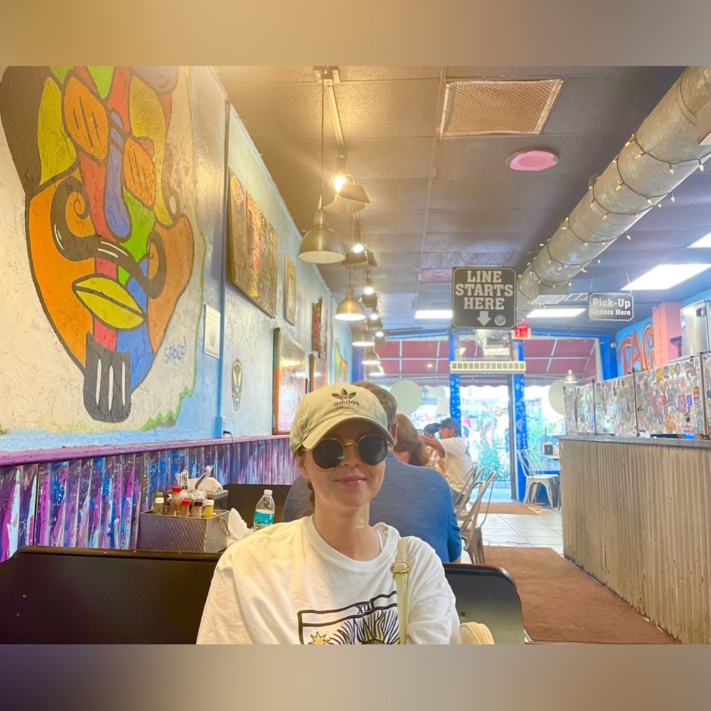 Meet your Posher, Mackenzie